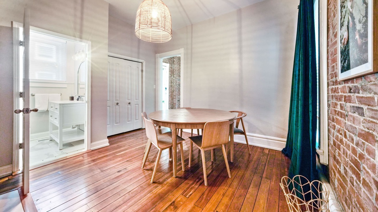 Photo of Bedroom in Shelby Park