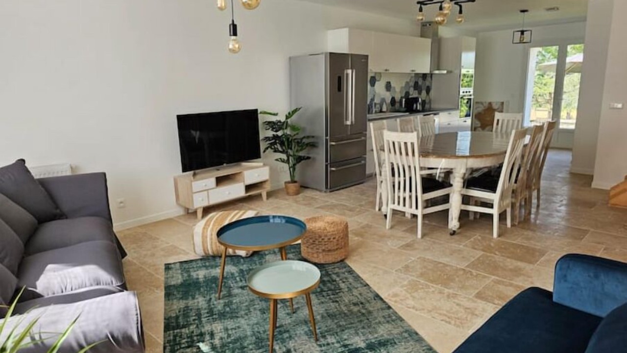 Photo of Livingroom in Vouzan