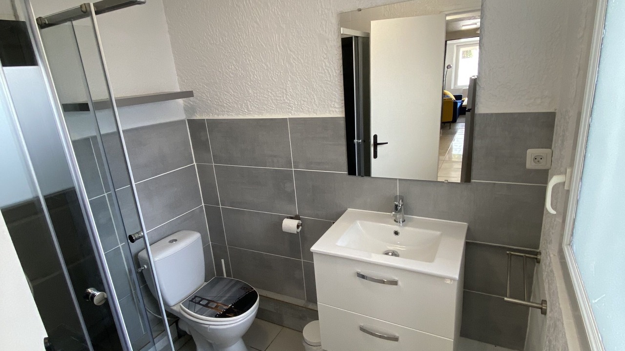 Photo of Bathroom in Etaples