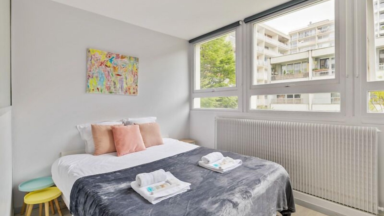 Photo of Bedroom in Saint-Fargeau