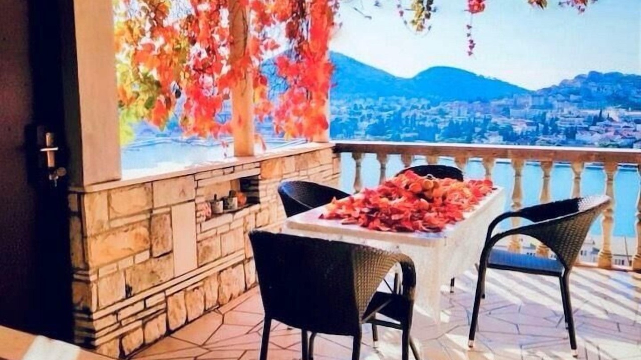 Photo of Outdoor in Gruz