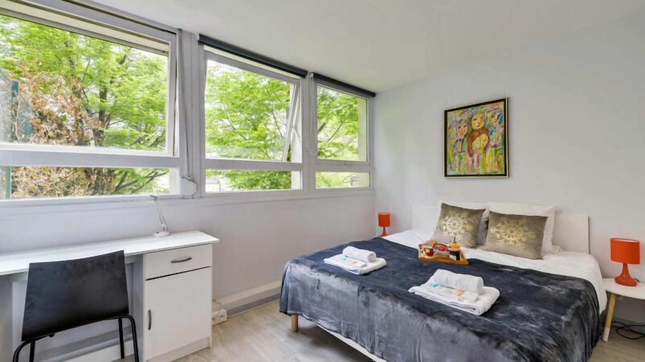Photo of Bedroom in Saint-Fargeau
