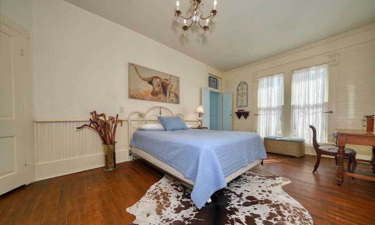 Photo of Bathroom in Lindale