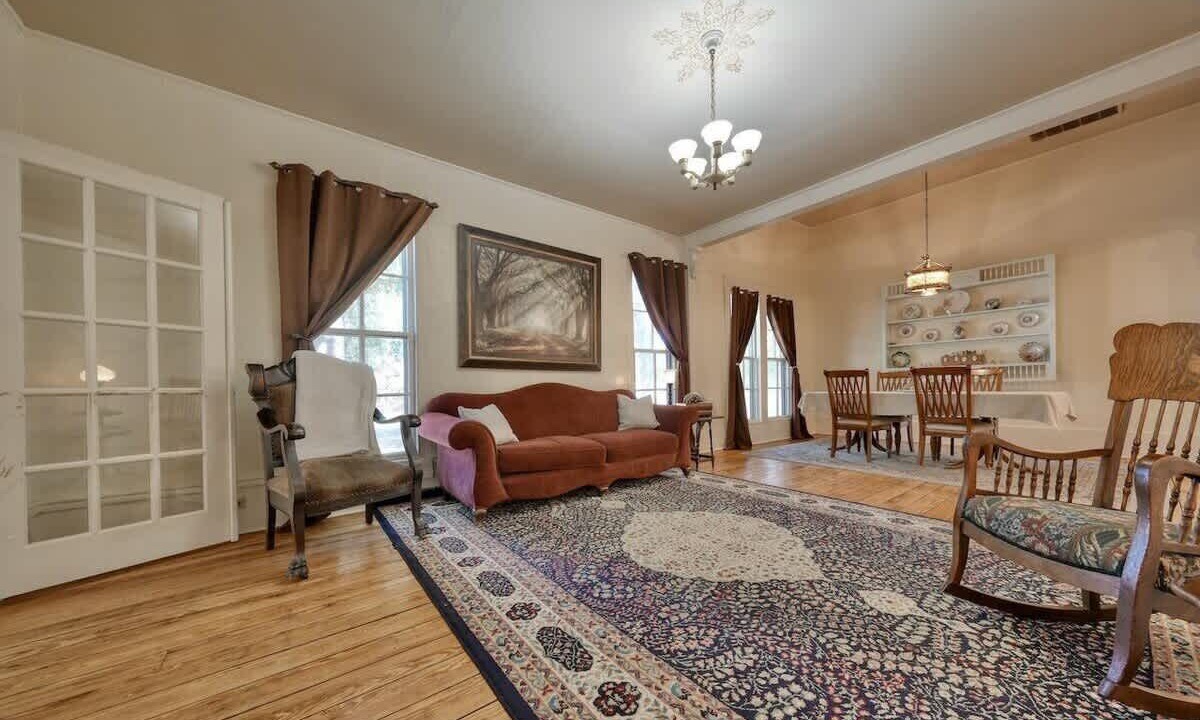 Photo of Bedroom in Lindale