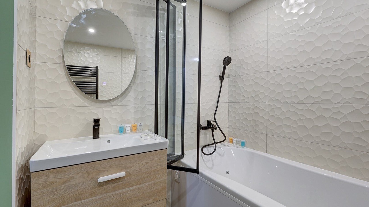 Photo of Bathroom in Quartier de la Porte-Saint-Denis