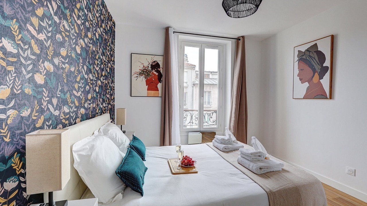 Photo of Bedroom in Montreuil