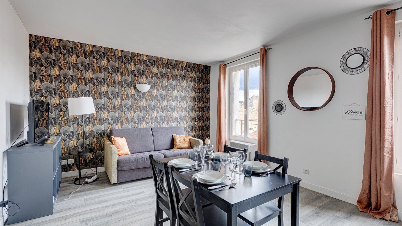 Photo of Livingroom in Python Duvernois