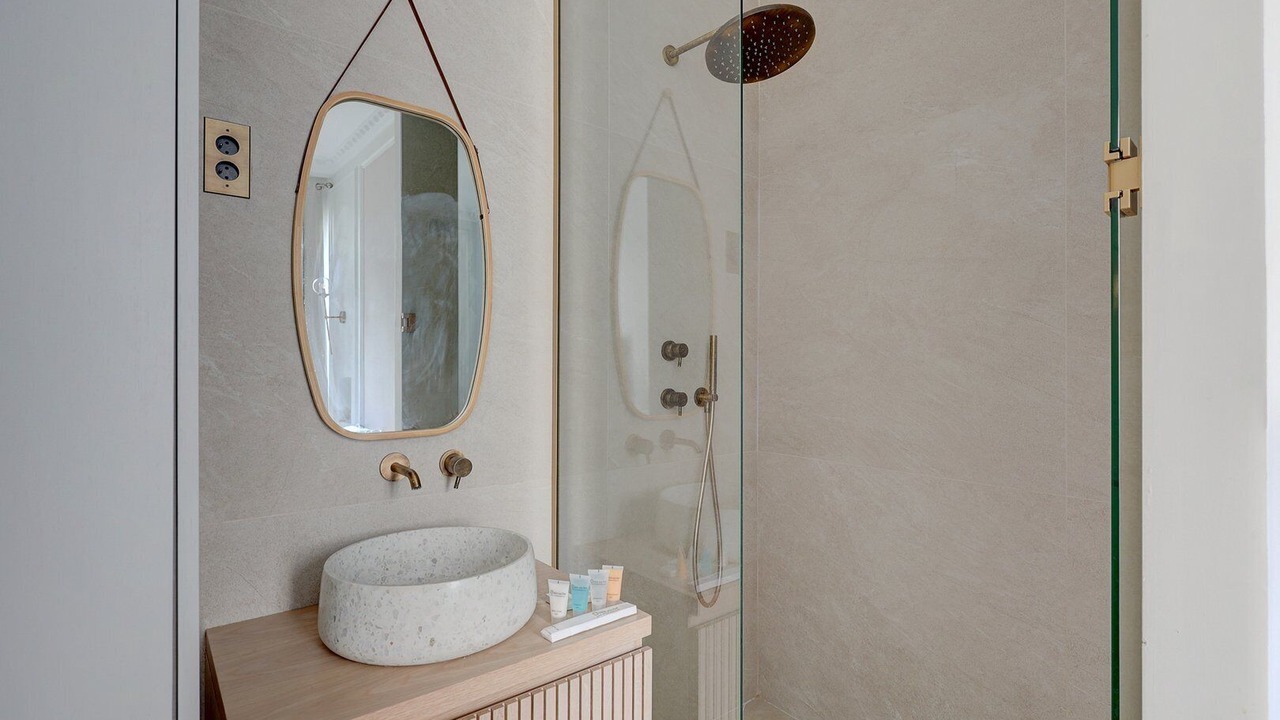 Photo of Bathroom in Quartier de la Plaine-de-Monceaux