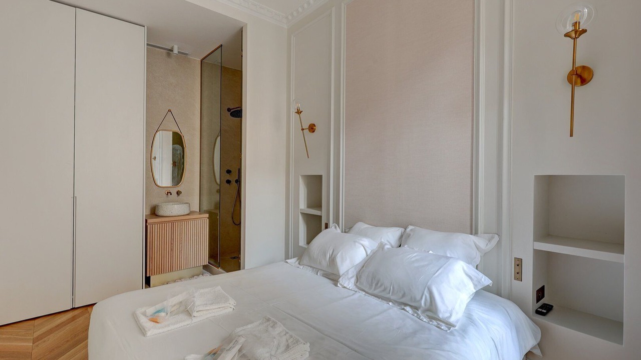 Photo of Bedroom in Quartier de la Plaine-de-Monceaux