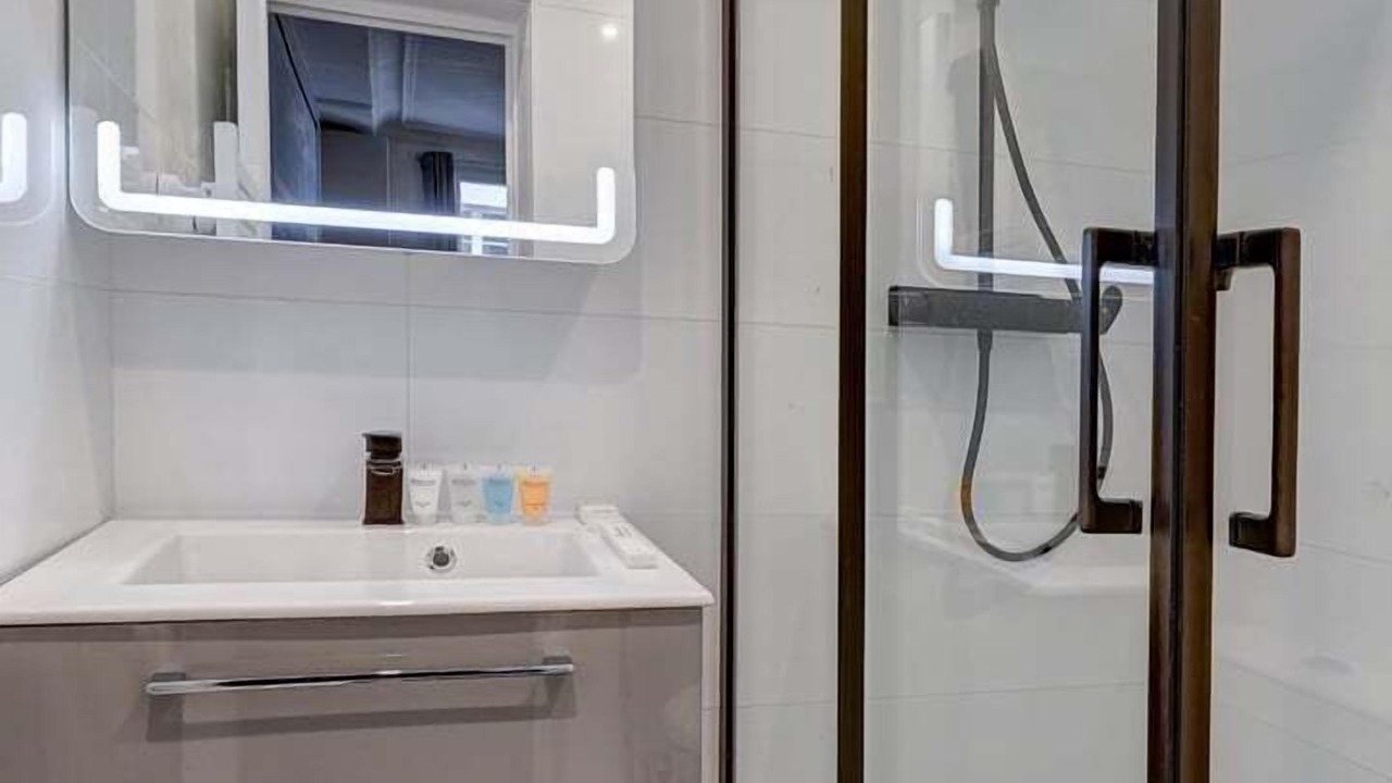Photo of Bathroom in Quartier Sainte-Avoye