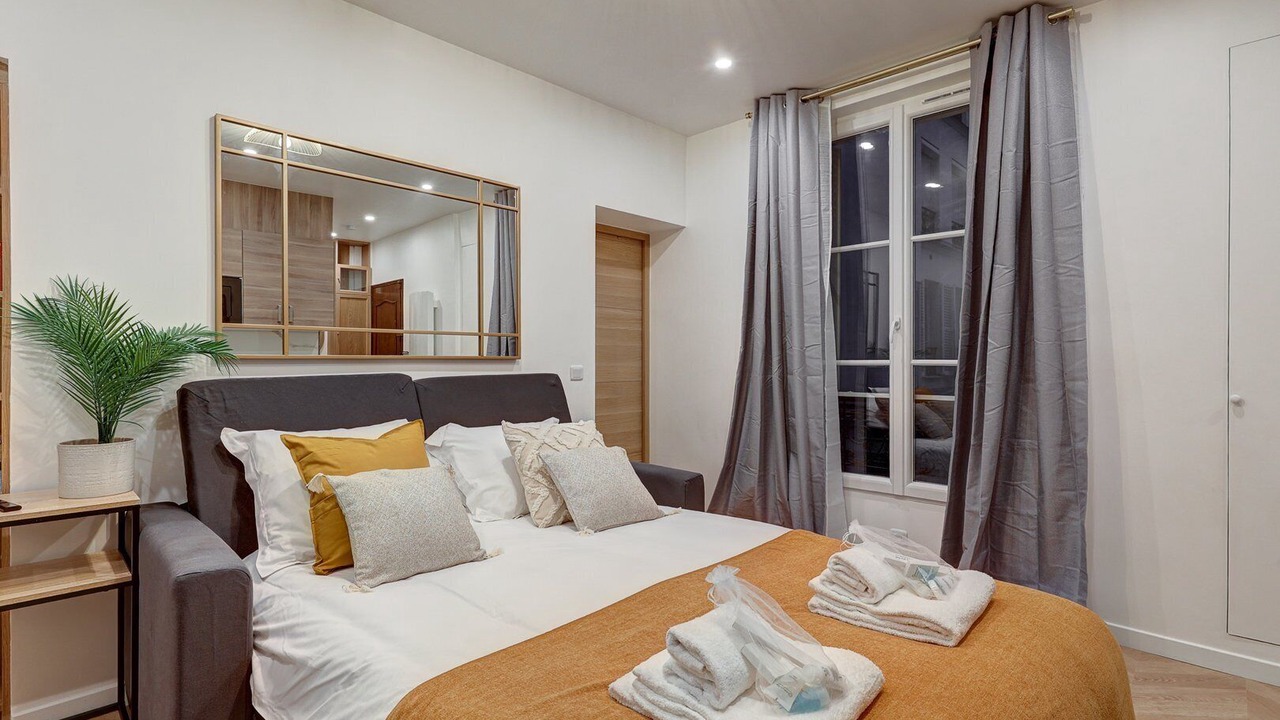 Photo of Bedroom in Quartier de la Salpetriere