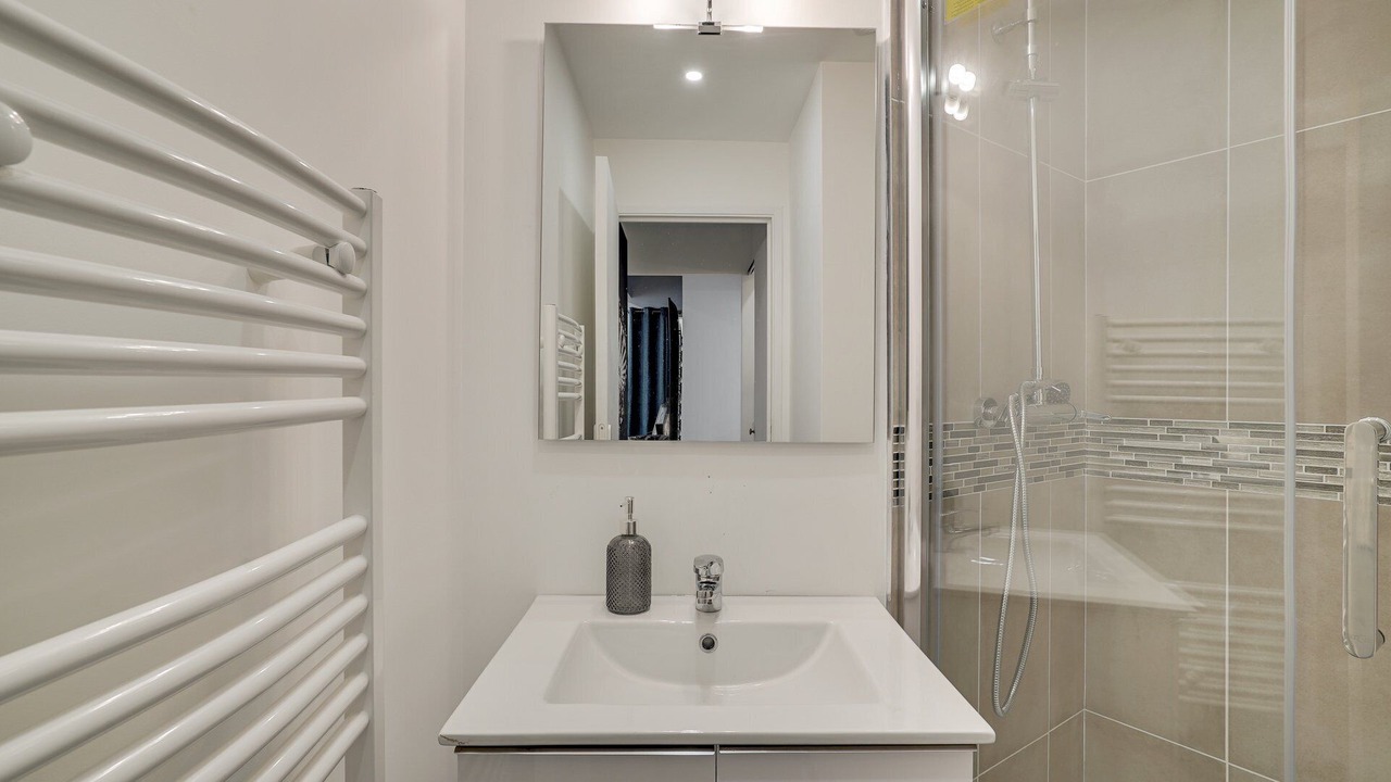 Photo of Bathroom in Quartier de la Maison-Blanche