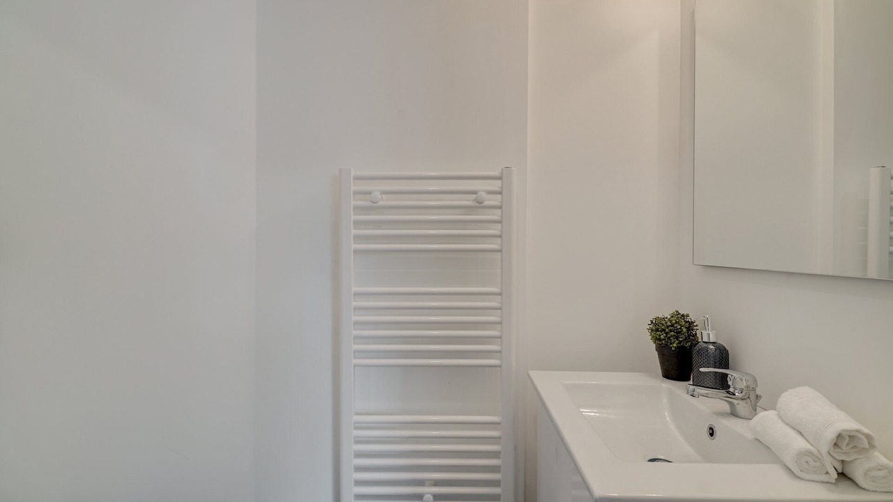 Photo of Bathroom in Quartier de la Maison-Blanche