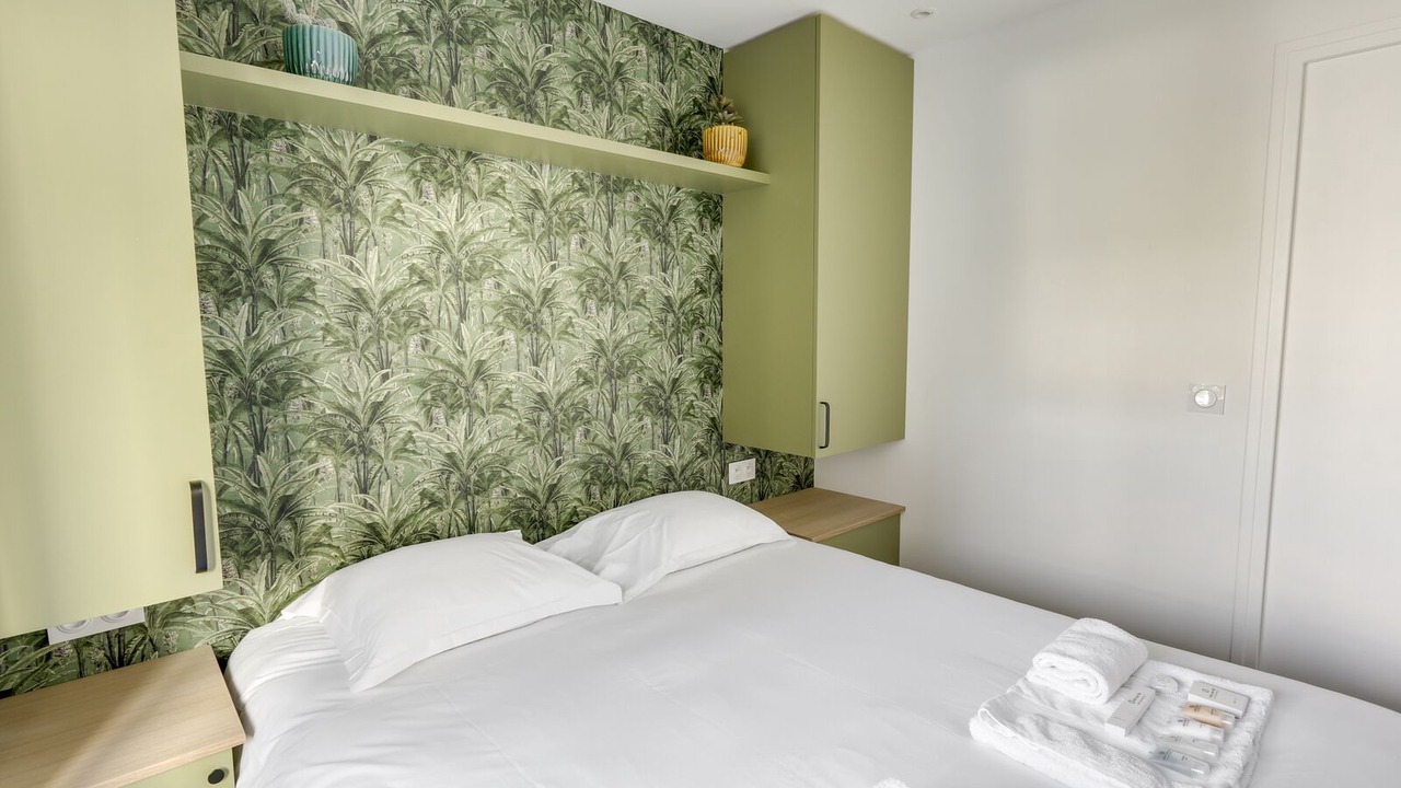 Photo of Bedroom in 15th Arrondissement
