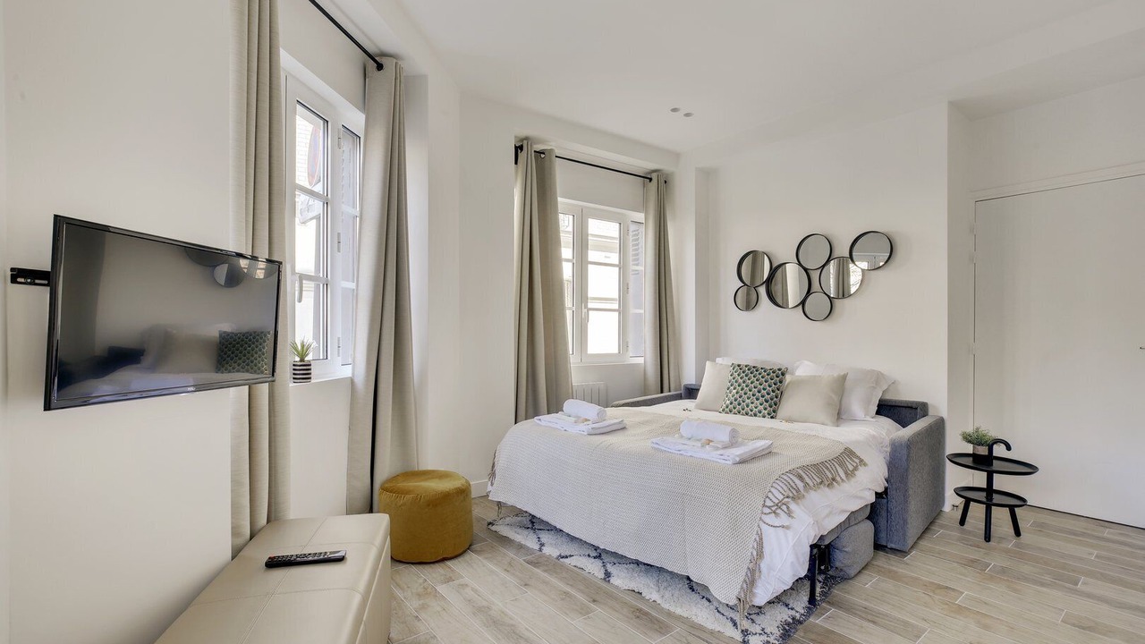 Photo of Bedroom in Quartier de la Salpetriere