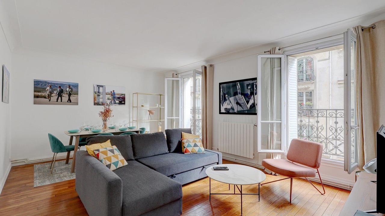 Photo of Livingroom in Clignancourt