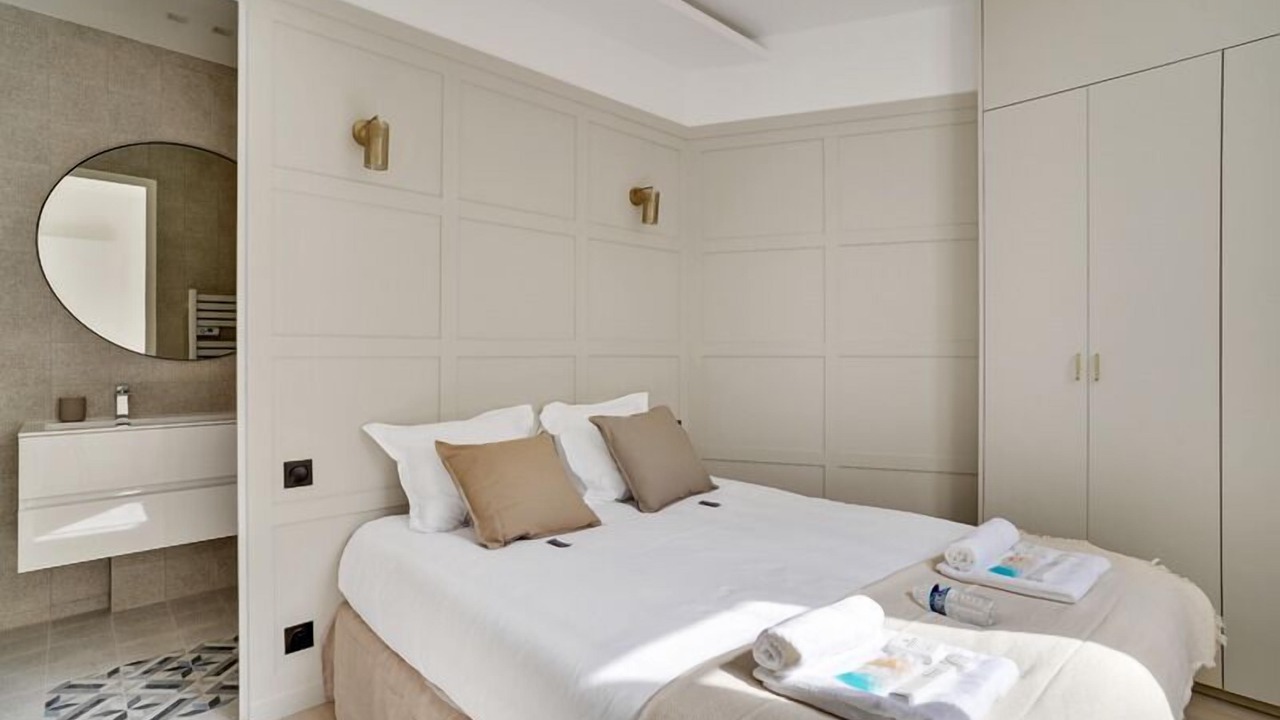 Photo of Bedroom in Villa Montmorency