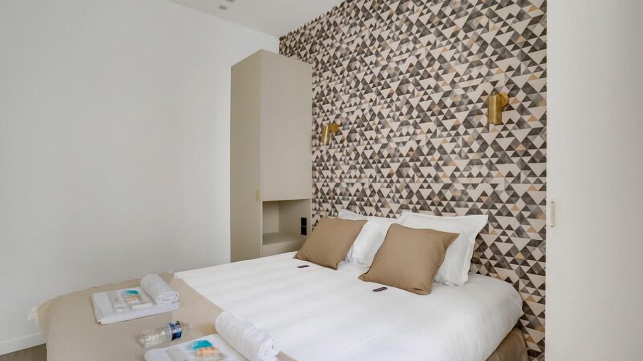 Photo of Bedroom in Villa Montmorency