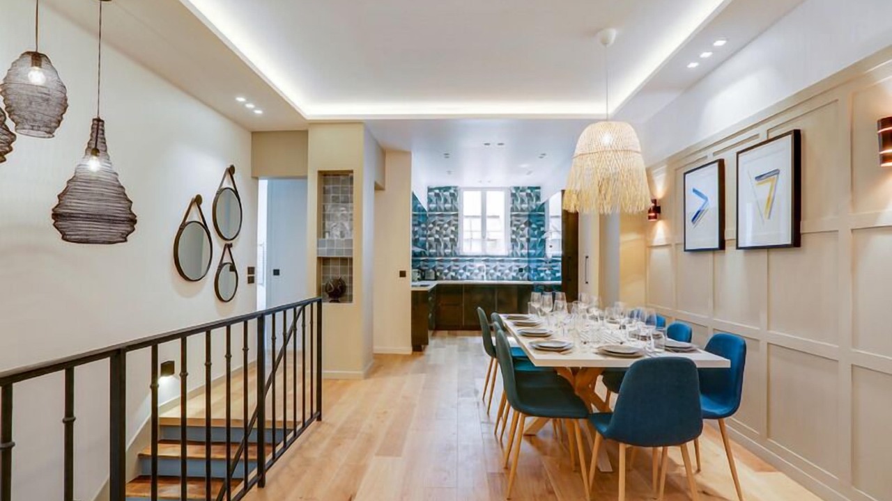 Photo of Others in Auteuil