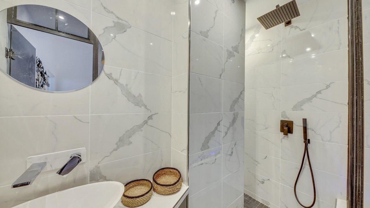 Photo of Bathroom in Quartier de la Porte-Saint-Denis