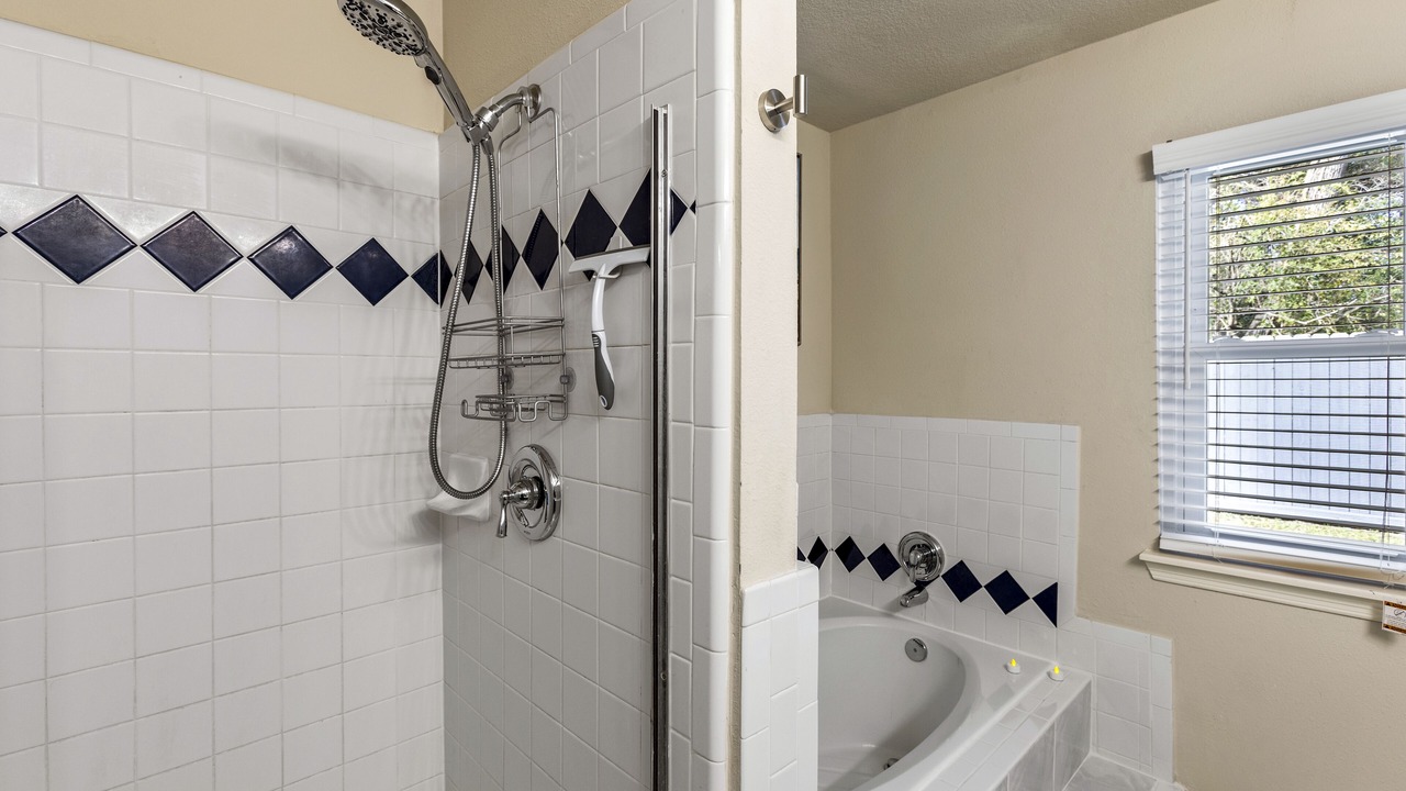 Photo of Bathroom in Humble