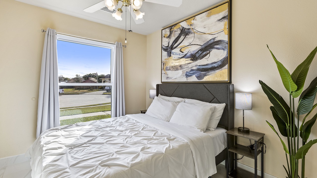 Photo of Bedroom in Humble