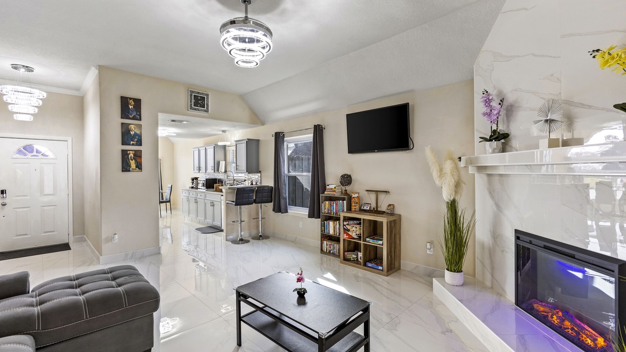 Photo of Livingroom in Humble