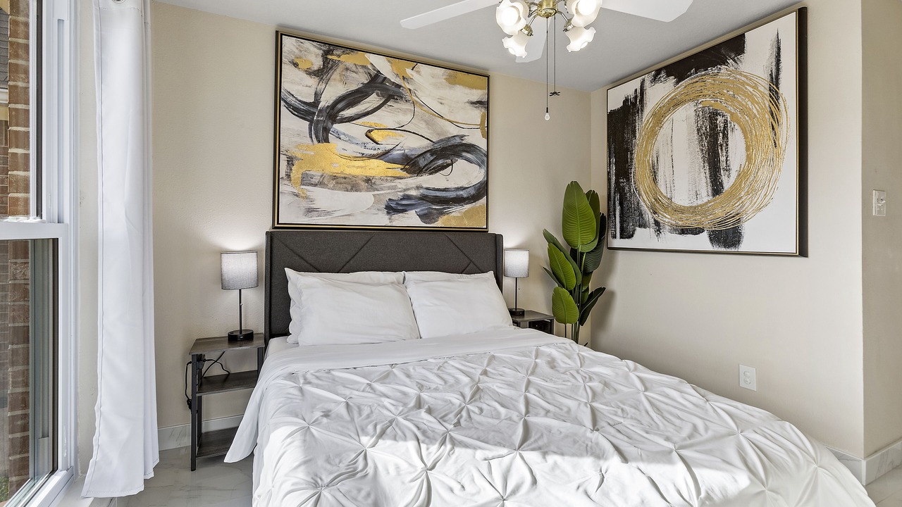 Photo of Bedroom in Humble