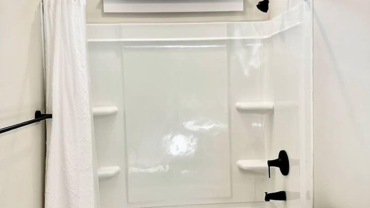 Photo of Bathroom in Corolla Light