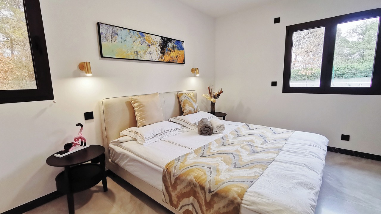 Photo of Bedroom in Saint-Paul-en-Foret