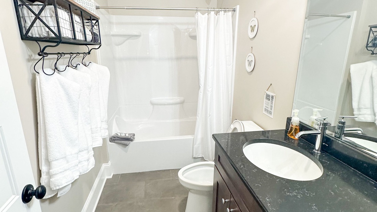 Photo of Bathroom in Mountain Rest