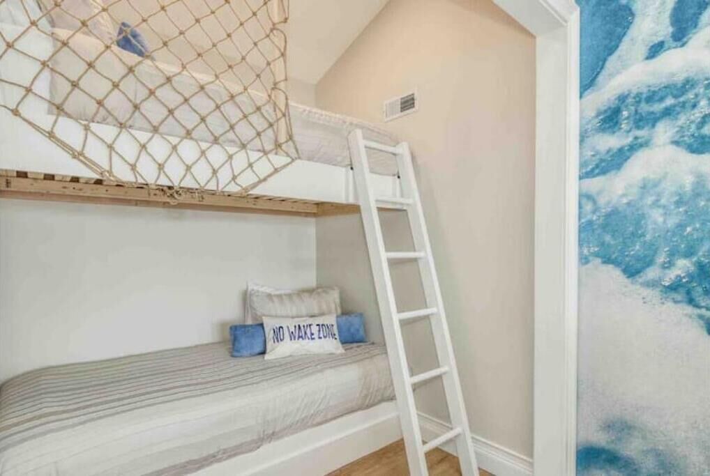 Photo of Bedroom in Brookfield