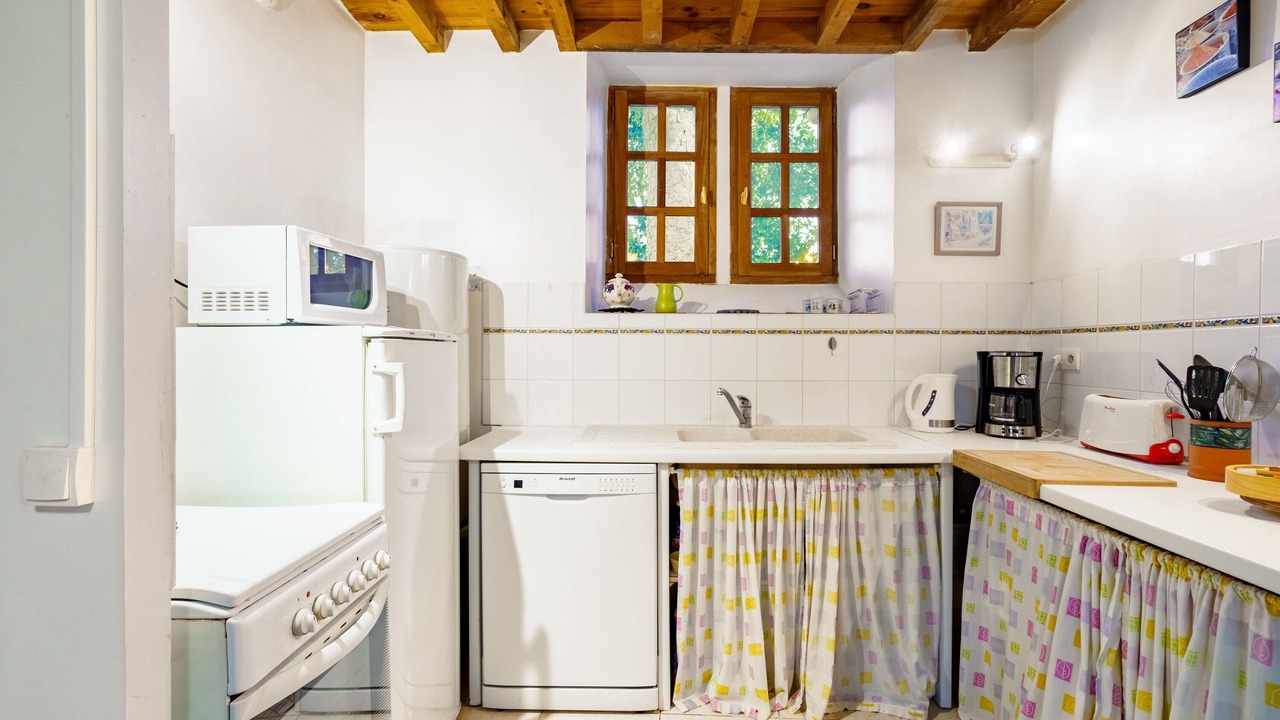Photo of Kitchen in Osserain-Rivareyte