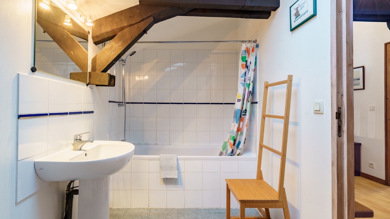 Photo of Bathroom in Osserain-Rivareyte