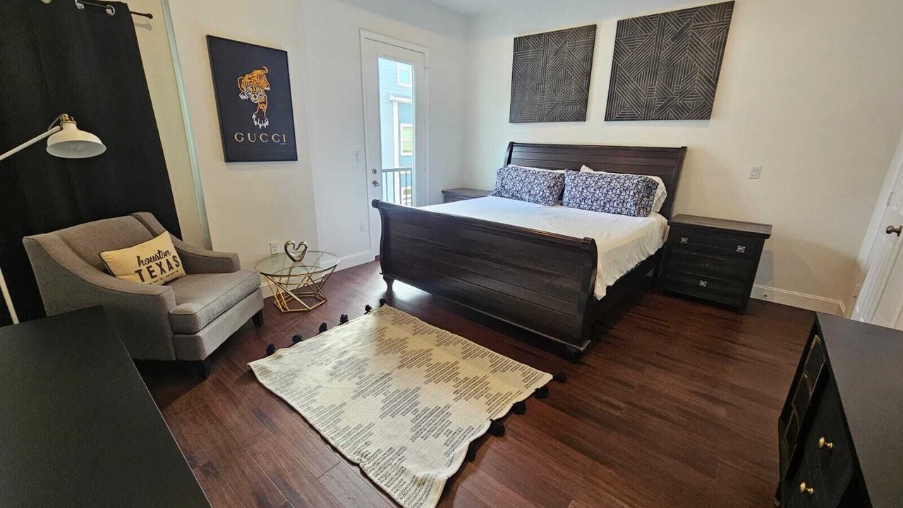 Photo of Bedroom in Garden Oaks