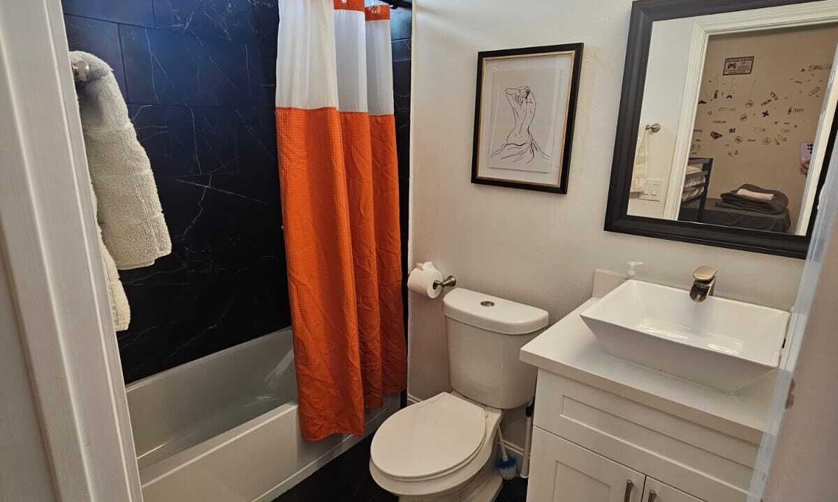 Photo of Bathroom in Garden Oaks