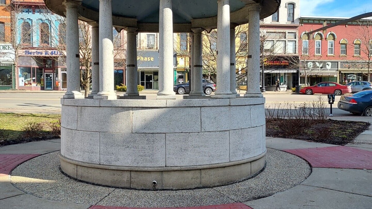 Photo of Others in Warren