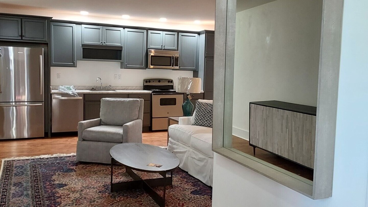 Photo of Livingroom in Warren