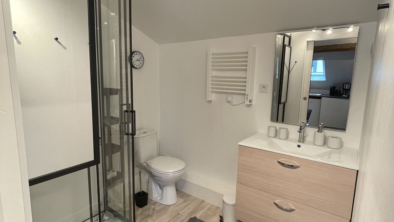 Photo of Bathroom in Petit-Fort-Philippe