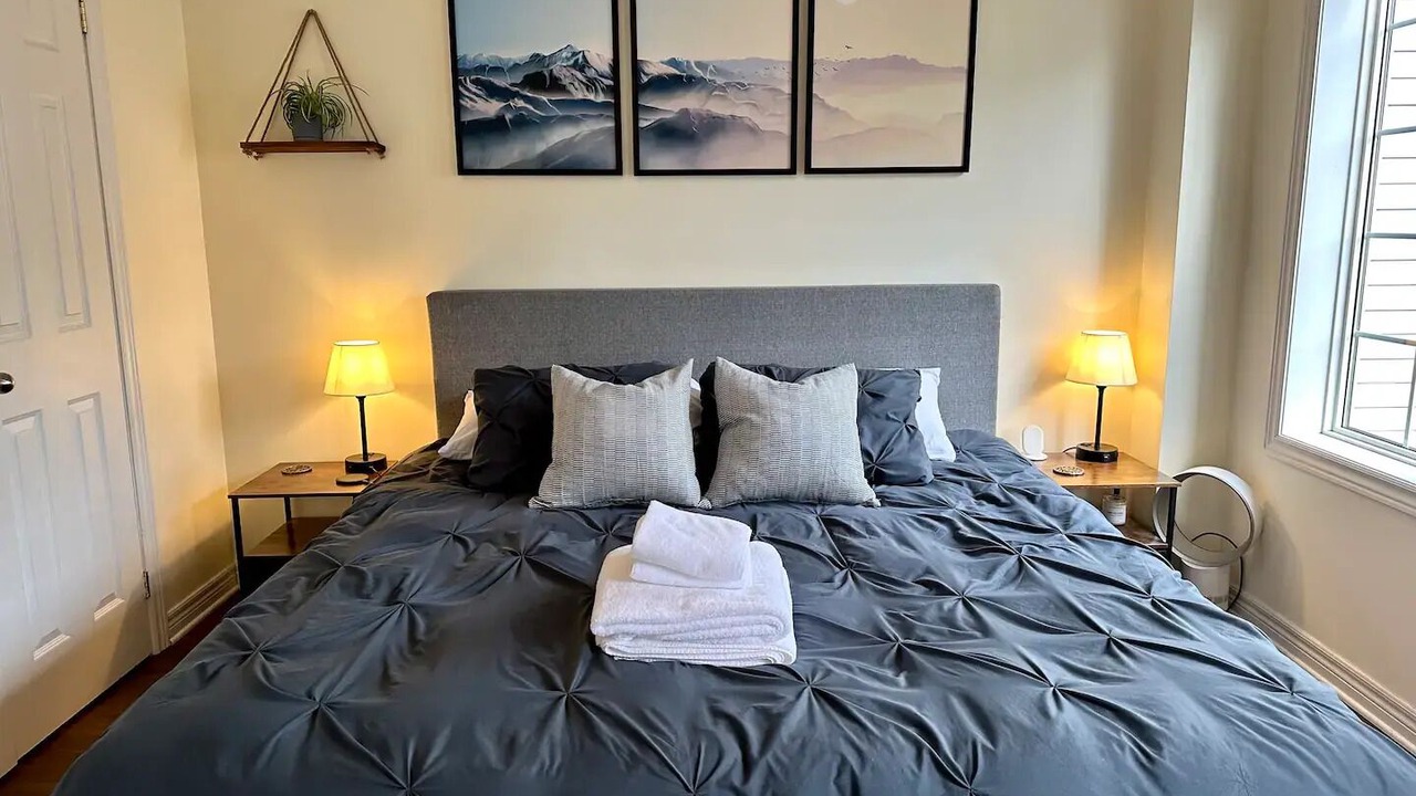 Photo of Bedroom in Leslieville