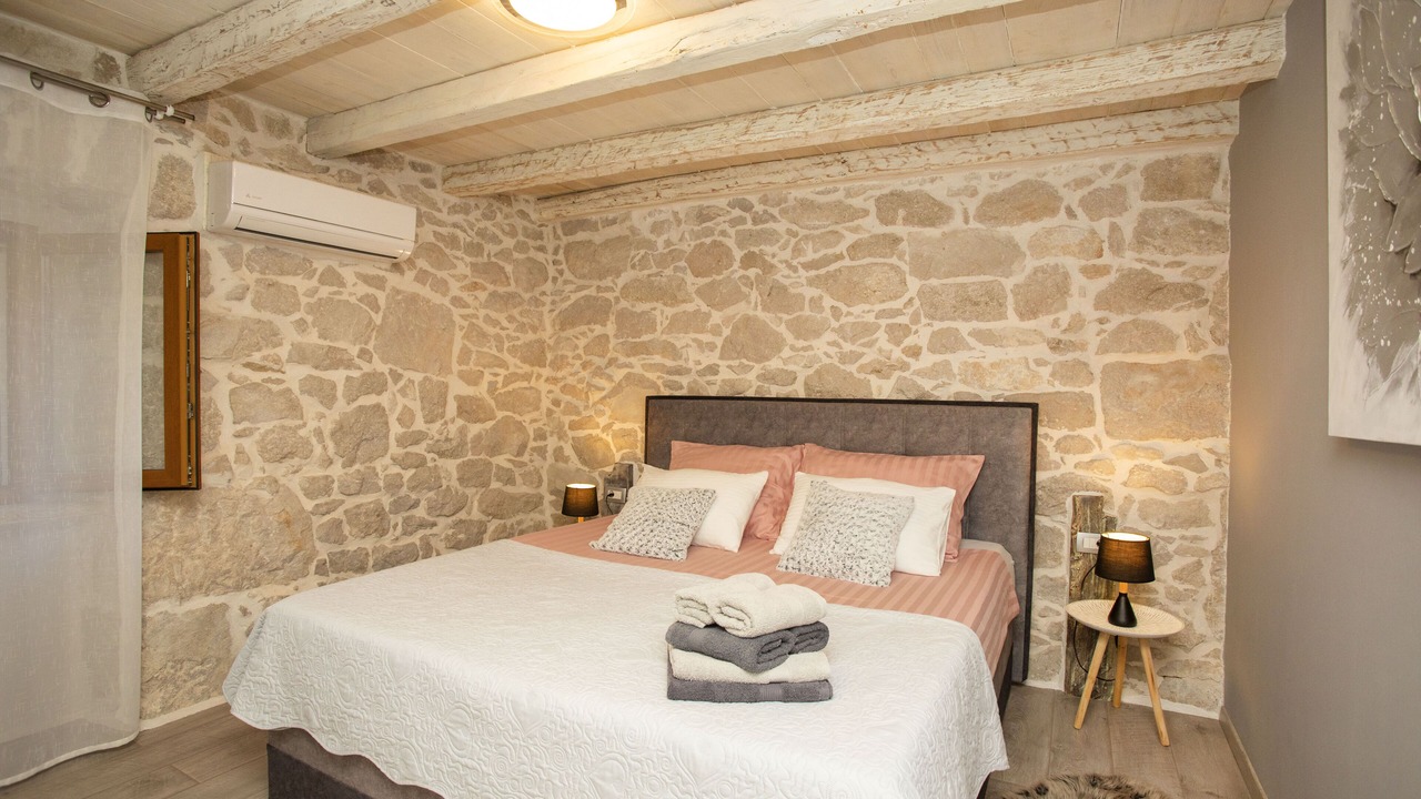 Photo of Bedroom in Ripenda Verbanci