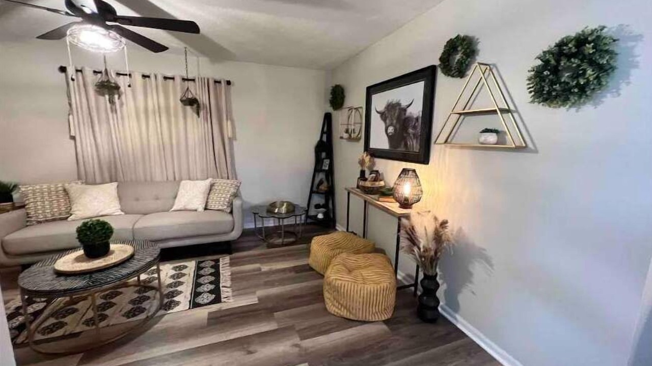 Photo of Livingroom in Pooler