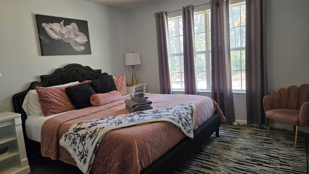 Photo of Bedroom in Pooler