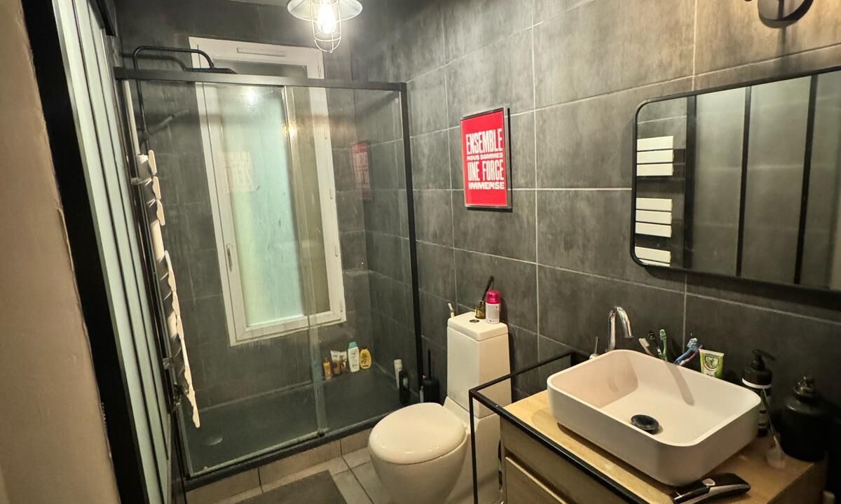 Photo of Bathroom in Saint-Denis