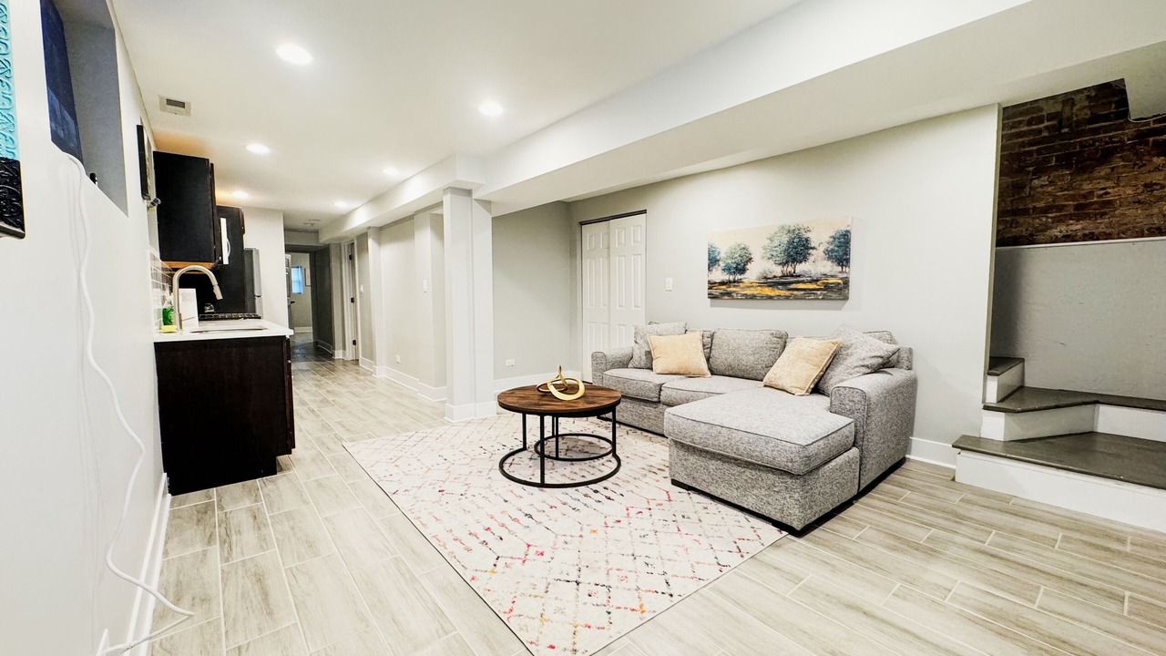 Photo of Livingroom in Tri-Taylor