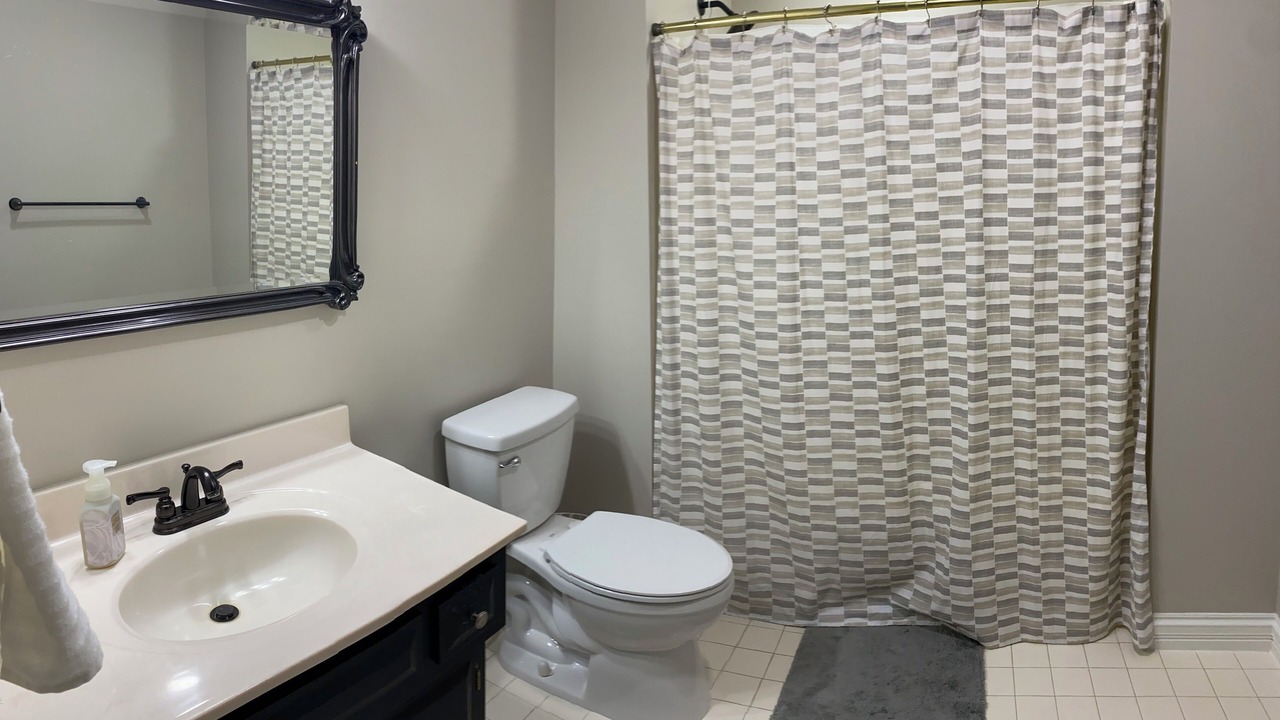 Photo of Bathroom in Lake Forest