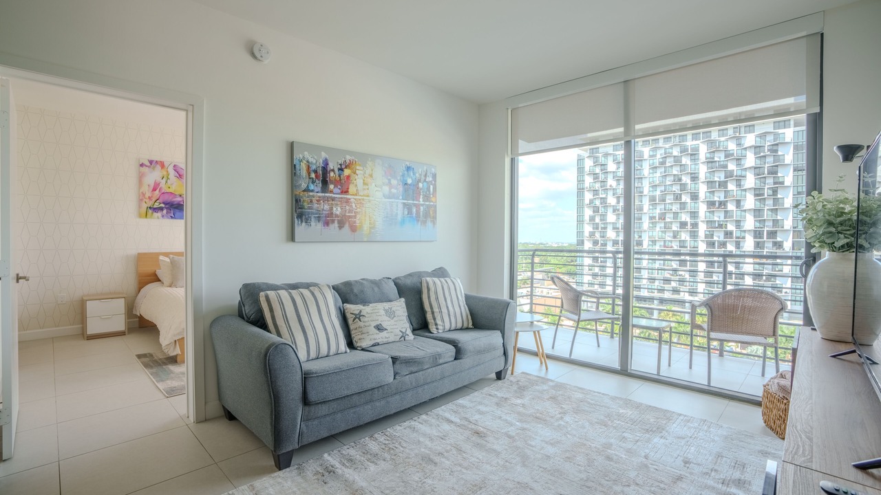 Photo of Livingroom in Ludlam