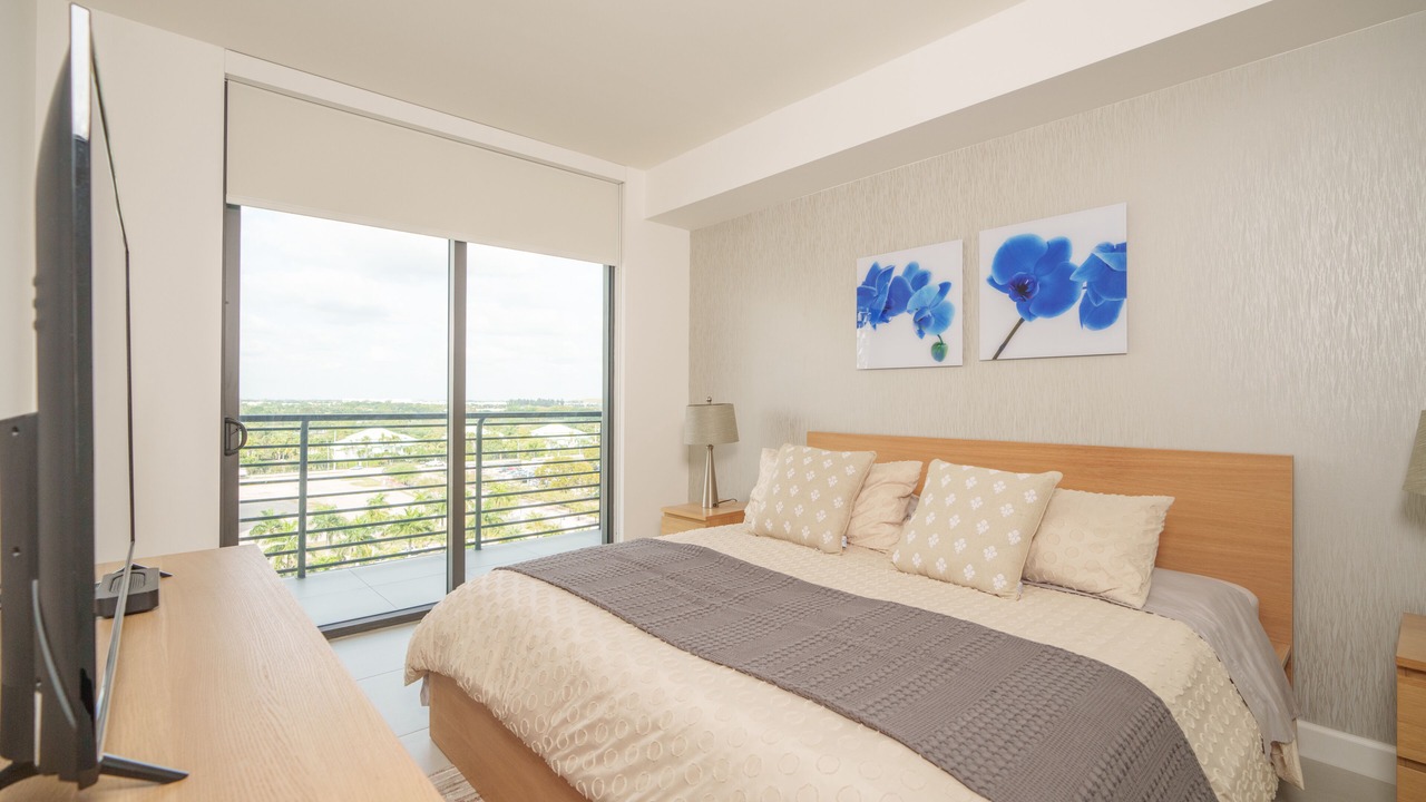 Photo of Bedroom in Ludlam
