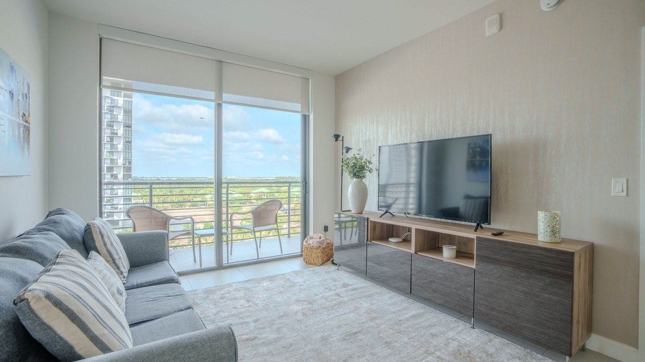 Photo of Livingroom in Ludlam