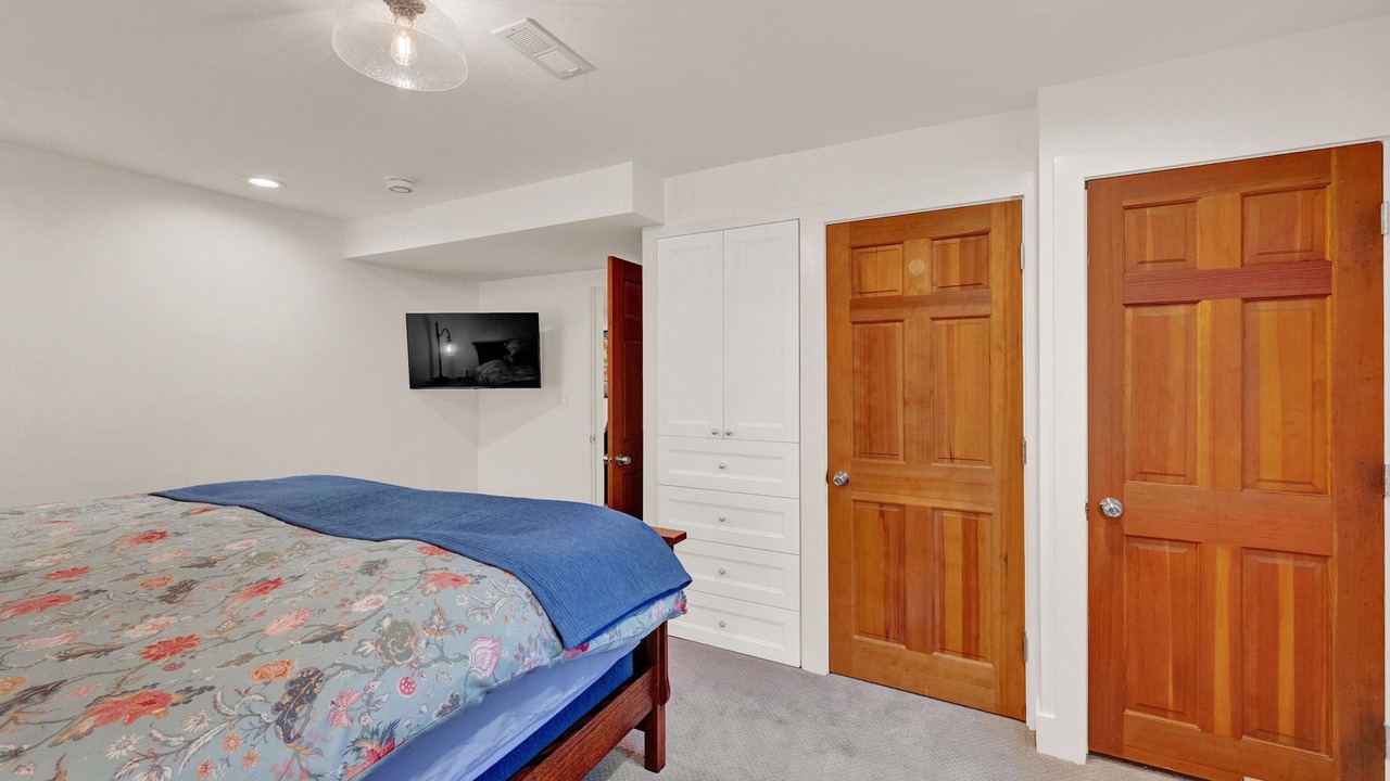 Photo of Bedroom in Canyon Rim